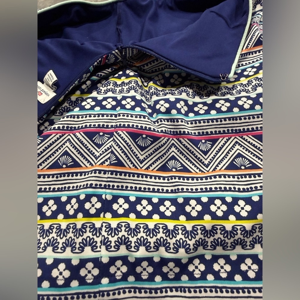 Vineyard Vines Women’s Performance Golf Skort - Picture 3 of 7